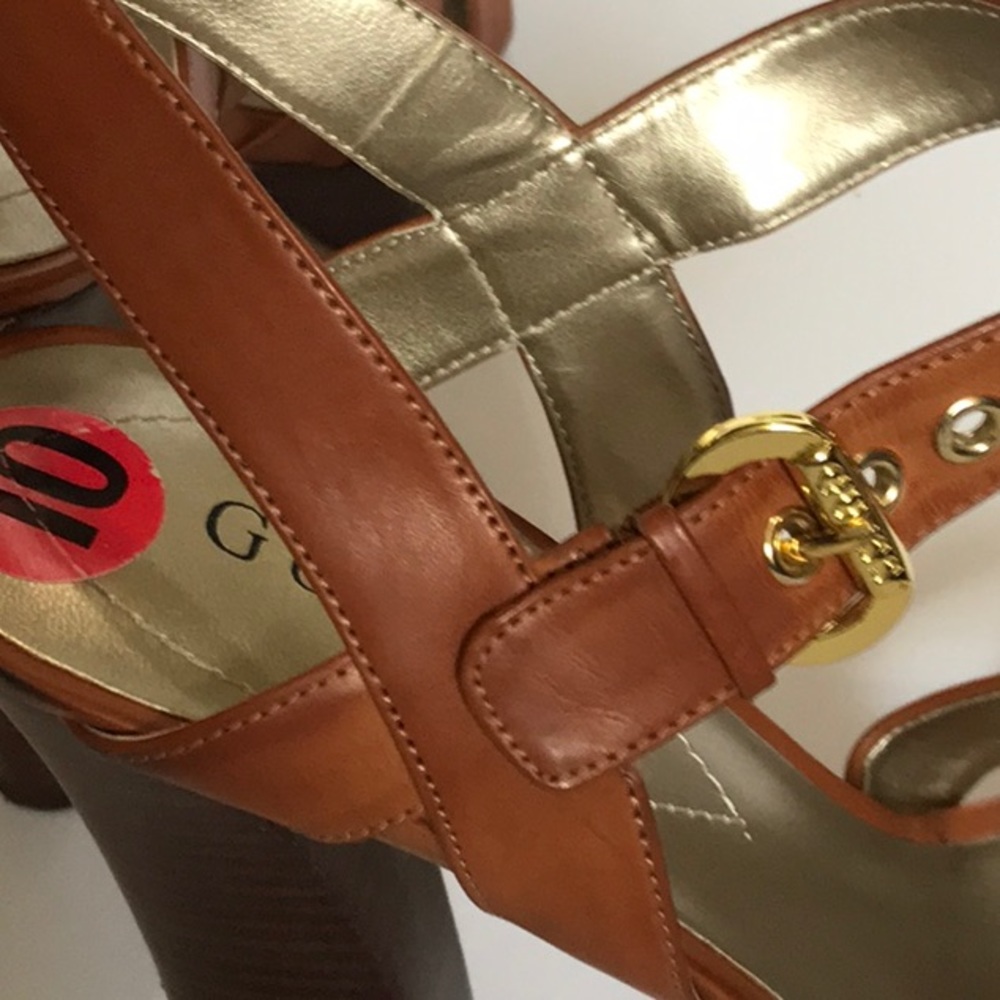 Guess Sandle - Picture 4 of 4